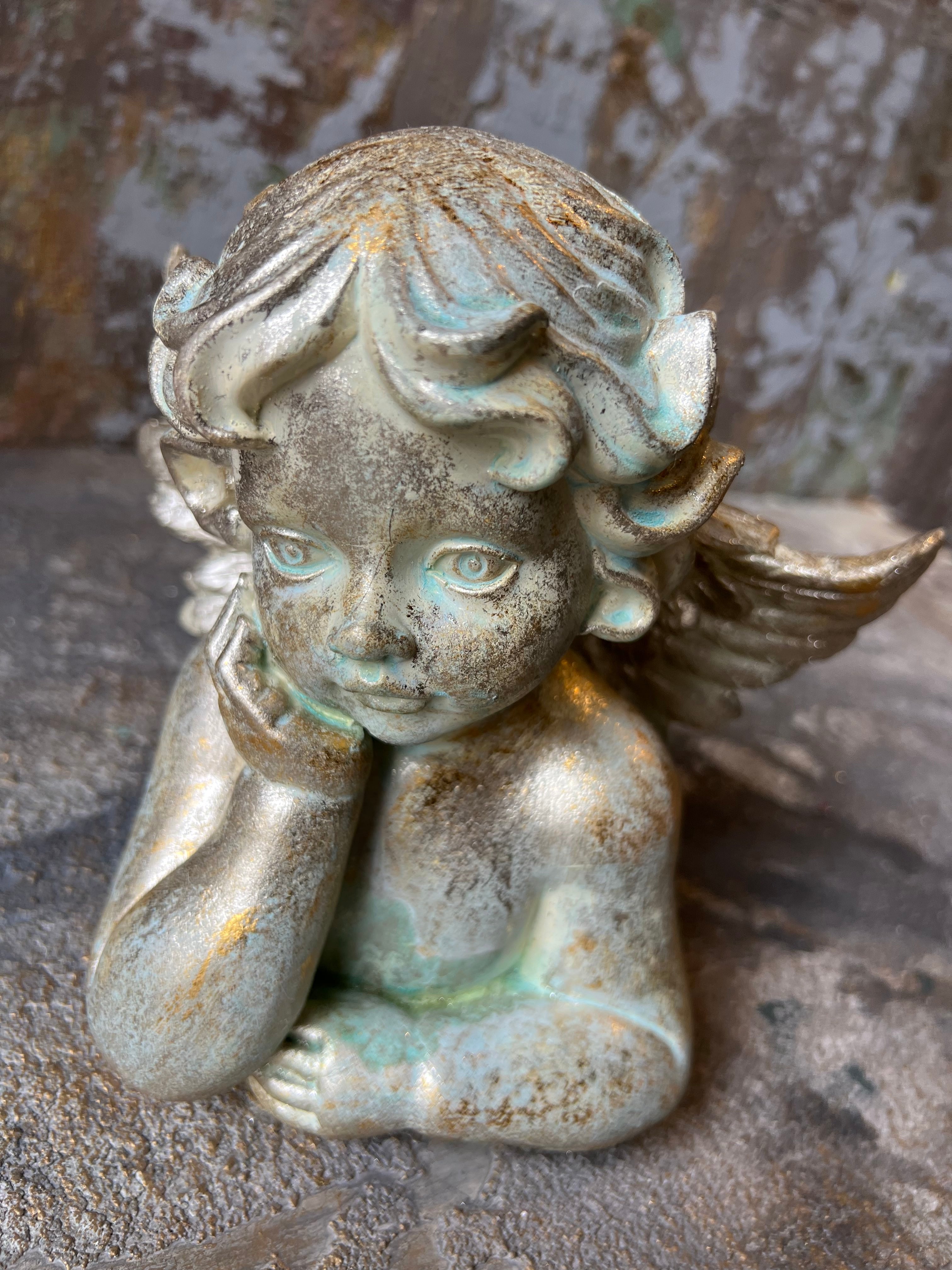 Vintage Angel Figurine: Antique-Style Cherub Sculpture